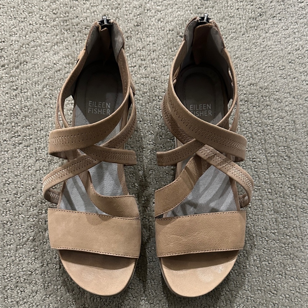 Eileen Fisher Women's Beige Crisscross Sandals